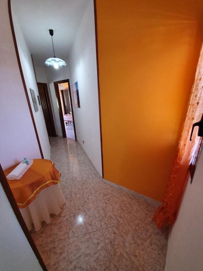 Casa Vacanza Delfino Bianco 兰佩杜萨 客房 照片
