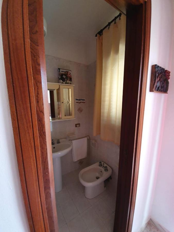 Casa Vacanza Delfino Bianco 兰佩杜萨 外观 照片